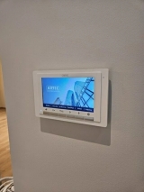 slide1 thumbnail