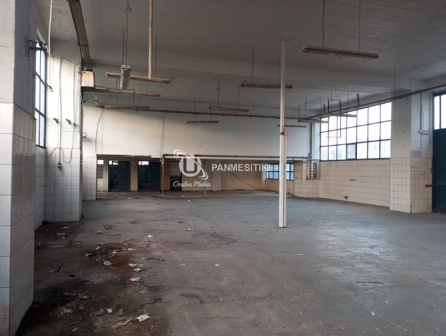 (For Rent) Commercial Small Industrial Area || Athens West/Peristeri - 400 Sq.m, 7.000€ 